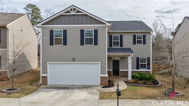 view of front of property featuring a garage