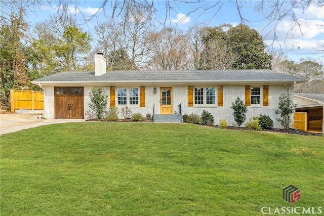 single story home with a front yard