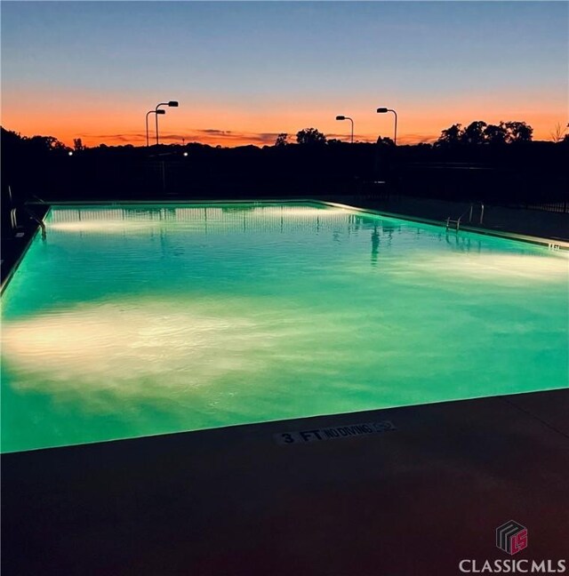 216 Montview Dr, Jefferson, GA 30549 - view of community pool