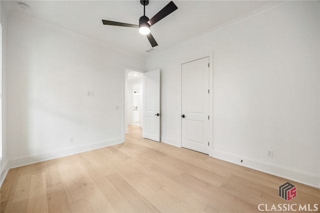 unfurnished bedroom with light wood-type flooring, crown molding, and ceiling fan