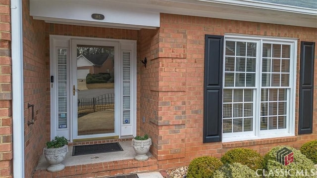 view of property entrance