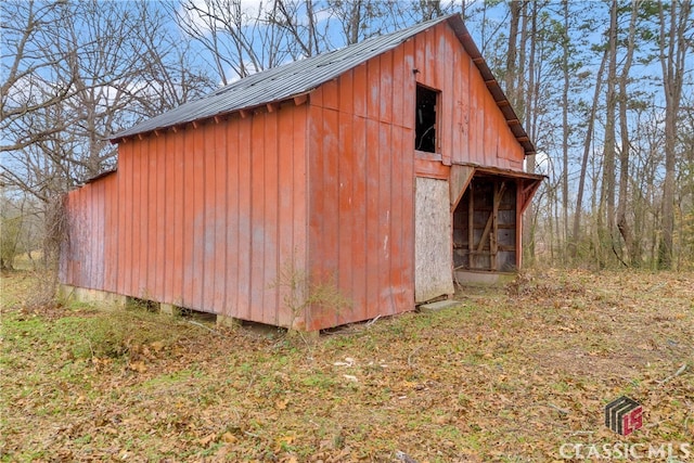 view of outbuilding featuring an outdoor structure