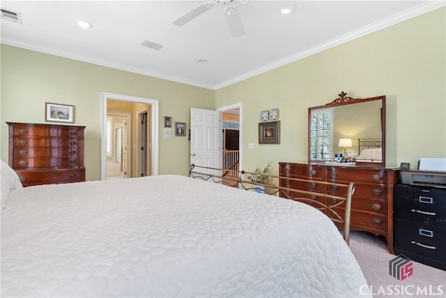 bedroom with visible vents, ornamental molding, carpet flooring, recessed lighting, and a ceiling fan