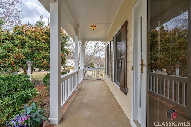 balcony with a porch