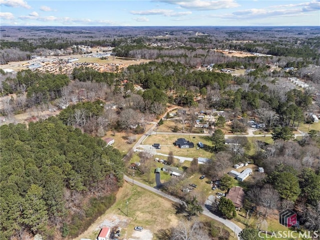 bird's eye view with a view of trees