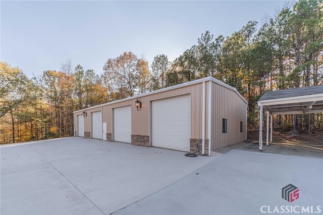 view of detached garage
