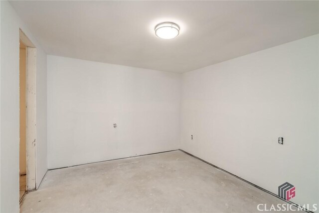 1050 Eugene Ln, Madison, GA 30650 - spare room with concrete flooring