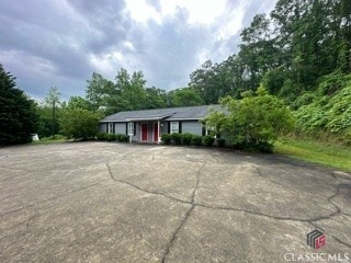 625 Whitehall Rd, Athens, GA 30605 - ranch-style house featuring driveway