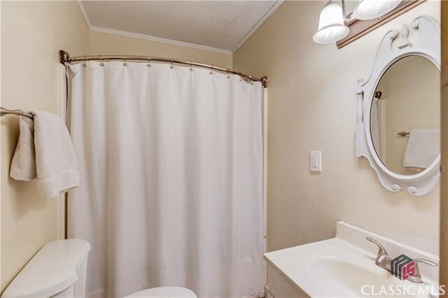 362 Sims St, Maysville, GA 30558