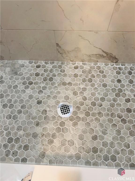 room details with tiled shower