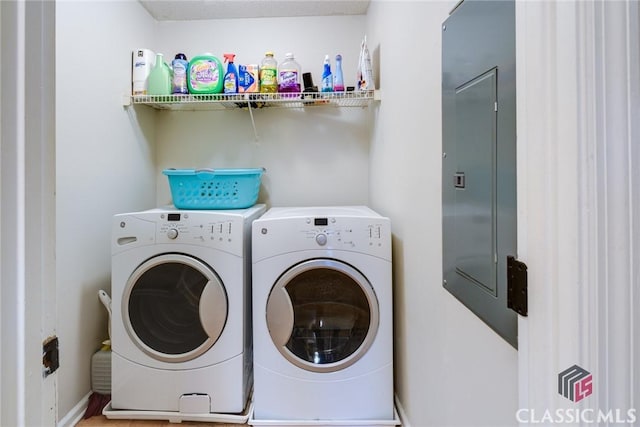 132 Tamara Ct, Athens, GA 30606 - laundry area featuring washing machine and dryer and laundry area