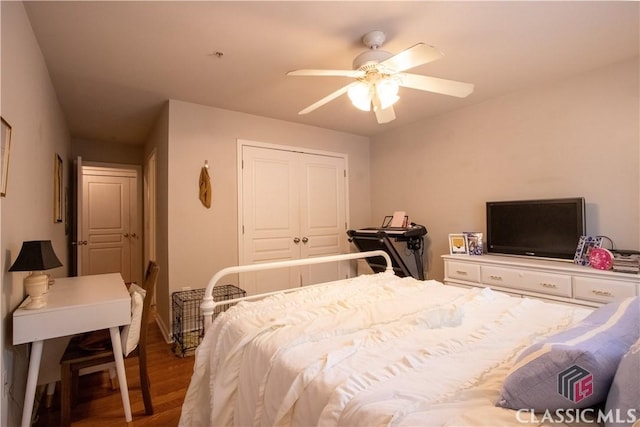 490 Barnett Shoals Rd Unit 802, Athens, GA 30605 - bedroom with a ceiling fan, wood finished floors, and a closet