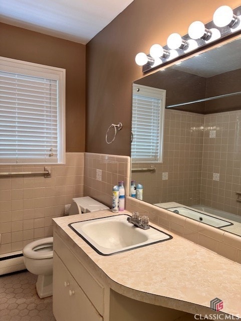735 Timothy Rd, Athens, GA 30606 - full bath featuring tile walls, toilet, wainscoting, tile patterned floors, and vanity