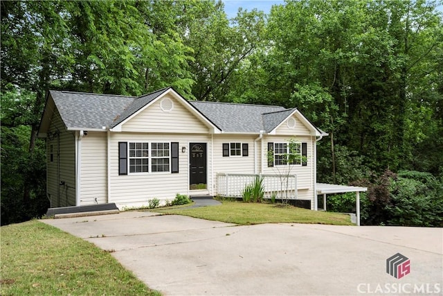 255 Pine Valley Dr, Athens, GA 30606 - view of front of property featuring a shingled roof and a front yard