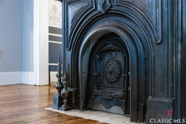 172 N Second St, Madison, GA 30650 - detailed view of arched walkways