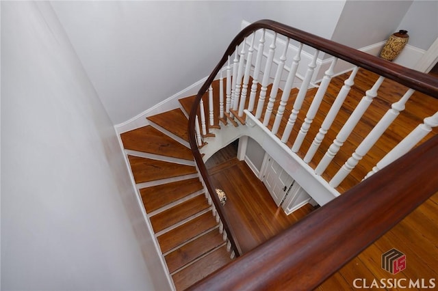 172 N Second St, Madison, GA 30650 - view of stairway