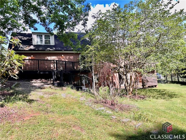 256 Cherokee Rdg, Athens, GA 30606 - view of grassy yard featuring a wooden deck