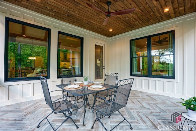view of patio / terrace featuring a ceiling fan and outdoor dining space