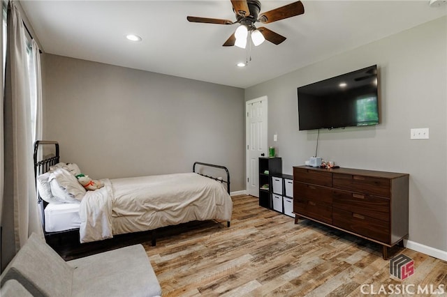 2100 New Hope Church Rd, Comer, GA 30629 - bedroom with light wood-style flooring, baseboards, ceiling fan, and recessed lighting