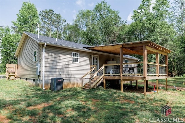2100 New Hope Church Rd, Comer, GA 30629 - back of property featuring a lawn, central AC, a wooden deck, crawl space, and roof with shingles