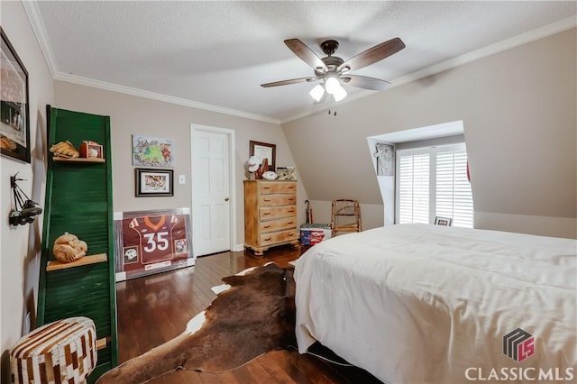 155 Wexford Pl, Athens, GA 30609 - bedroom featuring ornamental molding, hardwood / wood-style floors, a ceiling fan, and a textured ceiling