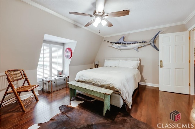 155 Wexford Pl, Athens, GA 30609 - bedroom with crown molding, hardwood / wood-style floors, lofted ceiling, a ceiling fan, and baseboards