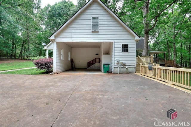 224 Red Oak Dr, Maysville, GA 30558 - garage with driveway