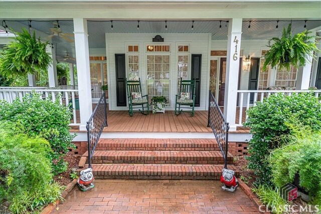 416 Mcdaniel St, Monroe, GA 30655 - entrance to property with a porch and ceiling fan