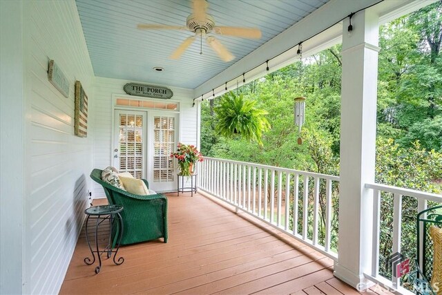 416 Mcdaniel St, Monroe, GA 30655 - deck with a ceiling fan