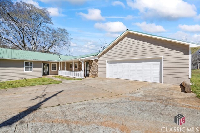 468 Manning Gin Rd, Monroe, GA 30656