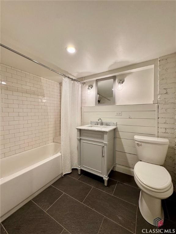 125 Woodland Way, Athens, GA 30606 - full bath with tile patterned flooring, vanity, toilet, and shower / bath combo with shower curtain