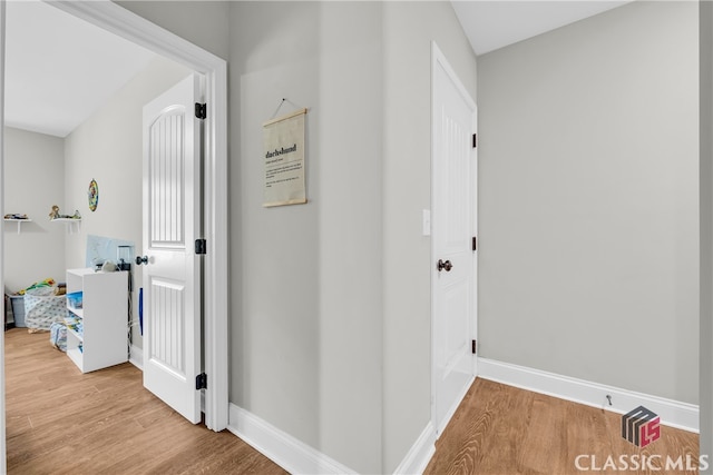 120 Peach Ln, Royston, GA 30662 - hallway featuring wood finished floors and baseboards
