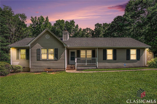 148 Hunters Crossing Rd, Athens, GA 30606 - ranch-style home featuring a porch, crawl space, a chimney, and a front lawn