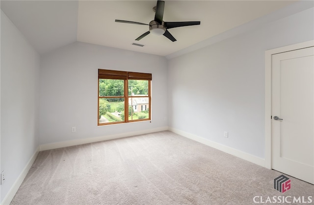497 W Rutherford St, Athens, GA 30606 - carpeted empty room with ceiling fan and vaulted ceiling