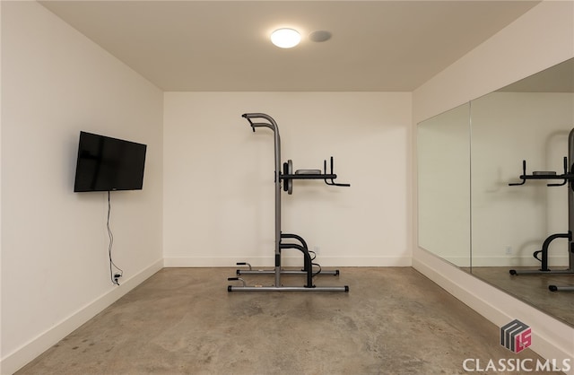 497 W Rutherford St, Athens, GA 30606 - exercise area with baseboards