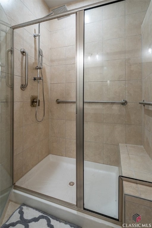 1260 Starboard Way, Greensboro, GA 30642 - full bathroom with a stall shower