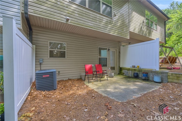 263 Turtle Creek Dr, Winder, GA 30680 - back of property featuring a patio