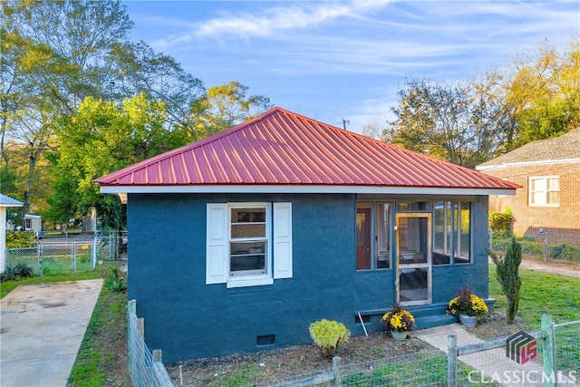 1376 Hancock Ave W, Athens, GA 30606 - view of front of property featuring a metal roof, crawl space, and entry steps