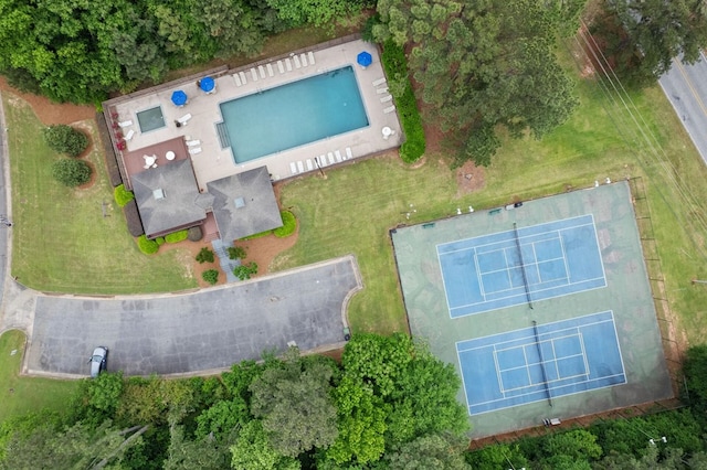 6426 Springwater Dr, Columbus, GA 31904 - aerial view of a pool