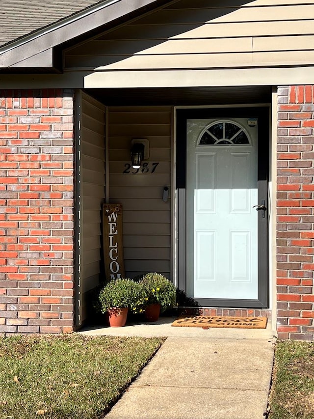 view of property entrance