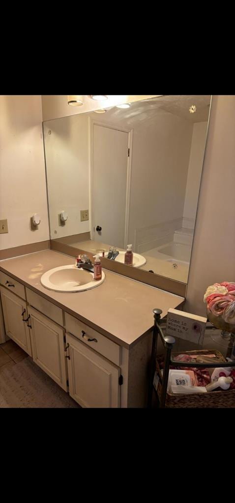 bathroom with vanity