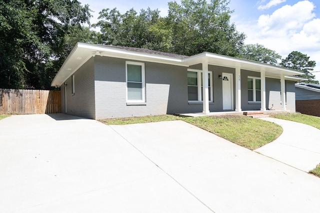 20 Benning Dell Dr, Columbus, GA 31903 - single story home with brick siding, a porch, and driveway