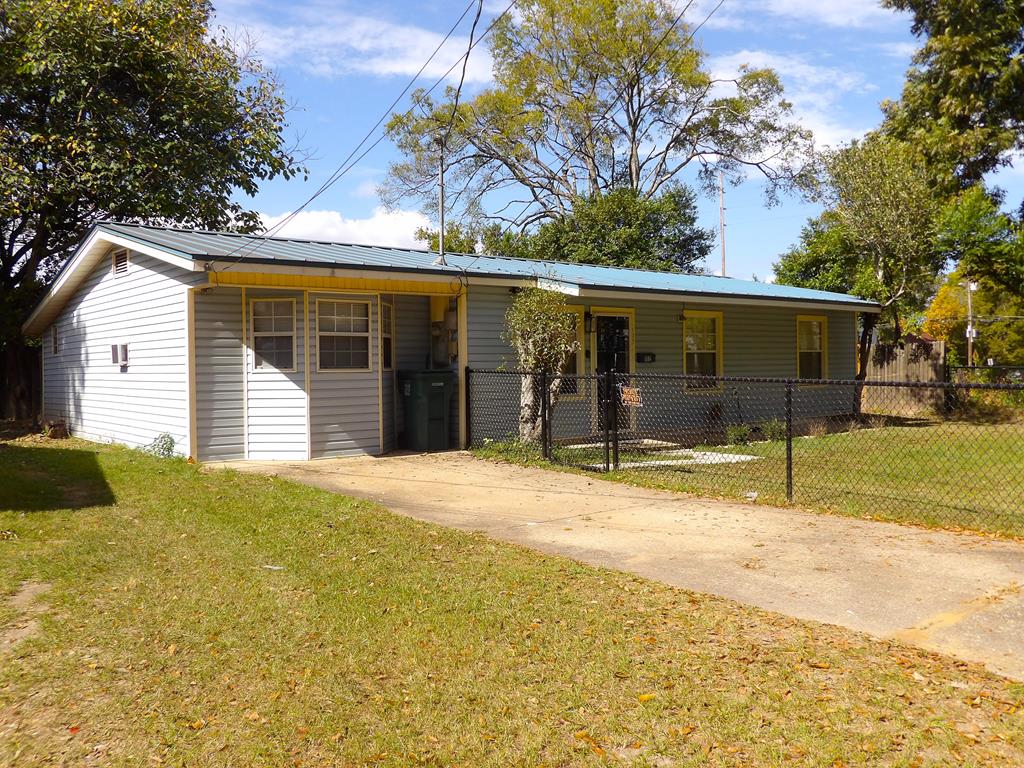 102 Oakland Ave, Eufaula, AL 36027 - photo 1