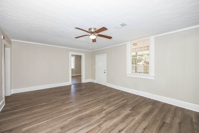 7 Magnolia St, Columbus, GA 31904 - empty room featuring wood finished floors, a ceiling fan, and a textured ceiling