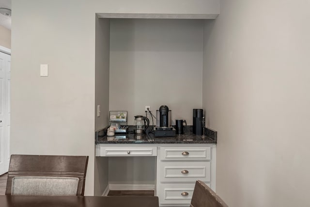 6538 Middleburg Dr, Columbus, GA 31909 - view of bar area