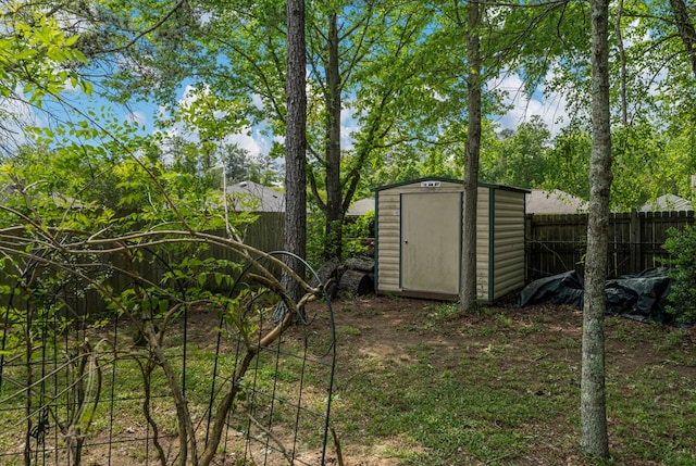 6538 Middleburg Dr, Columbus, GA 31909 - view of fenced backyard