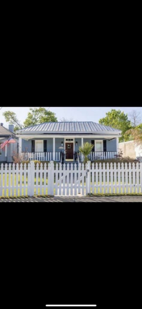 1314 Talbotton Rd, Columbus, GA 31901 - view of front facade featuring a standing seam roof and a metal roof