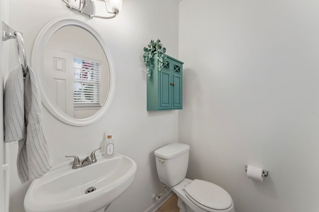 918 Dawkins Ct, Phenix City, AL 36869 - bathroom with a sink and toilet