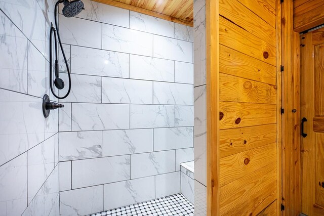 153 N Whatley Rd, Lagrange, GA 30240 - full bath featuring a tile shower