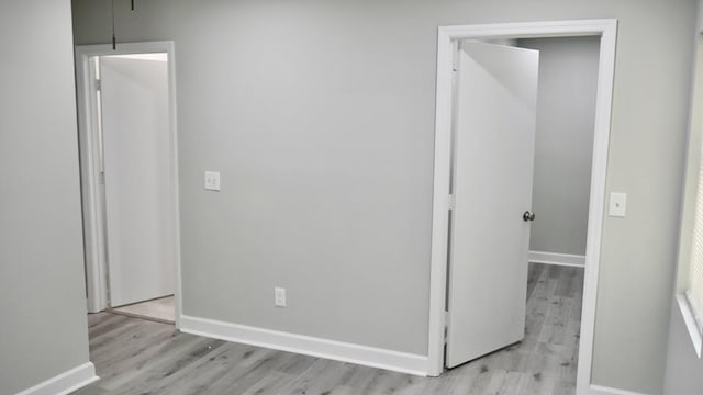 2830 N Lumpkin Rd, Columbus, GA 31903 - unfurnished room with light wood-type flooring and baseboards